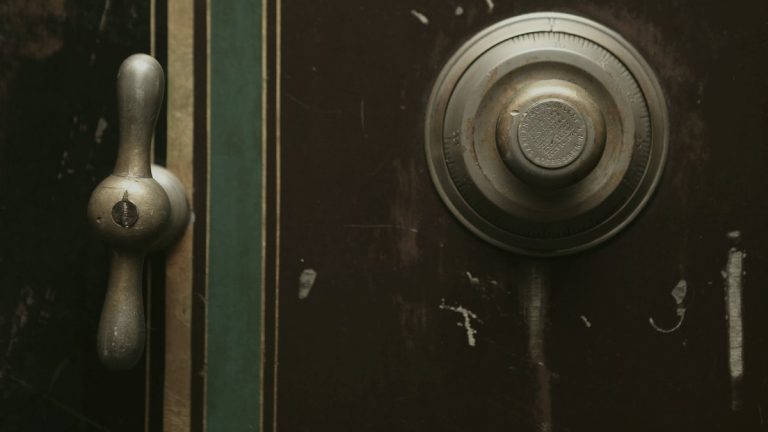Small steel quick-access safe
